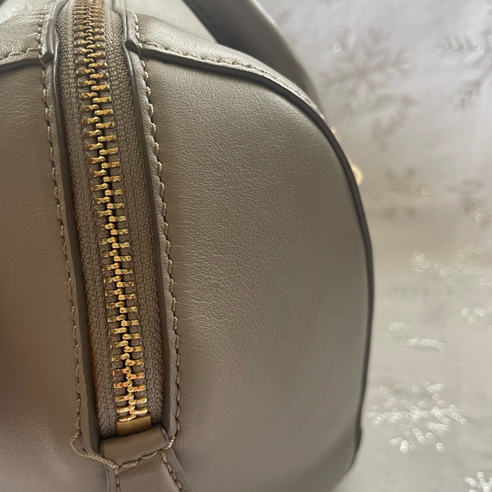 Authentic Tory Burch Satchel - Picture 6 of 14
